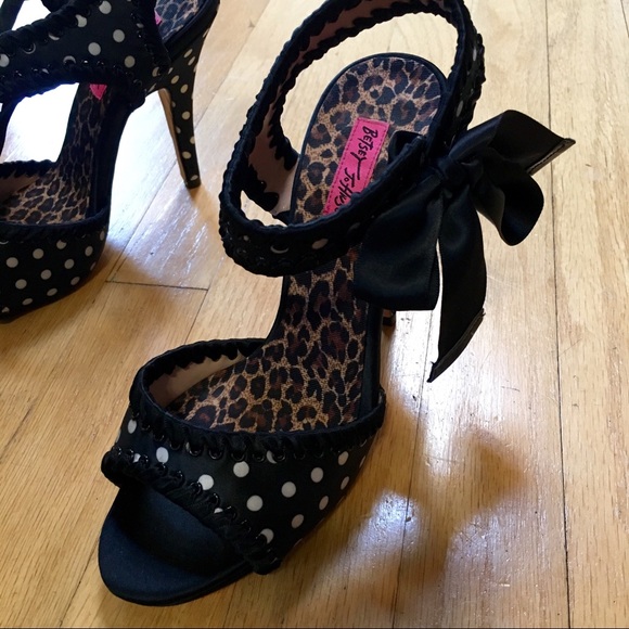 Betsey Johnson Shoes - BETSEY JOHNSON Black & White Polka Dot Bowtie Heel